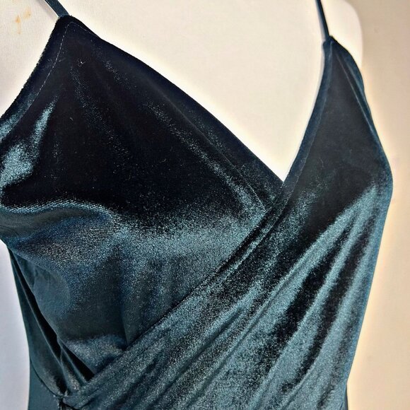 Lulus Velvet Wrap Midi Dress Sleeveless V-Neckline Adjustable Party Large NWT - Picture 2 of 10